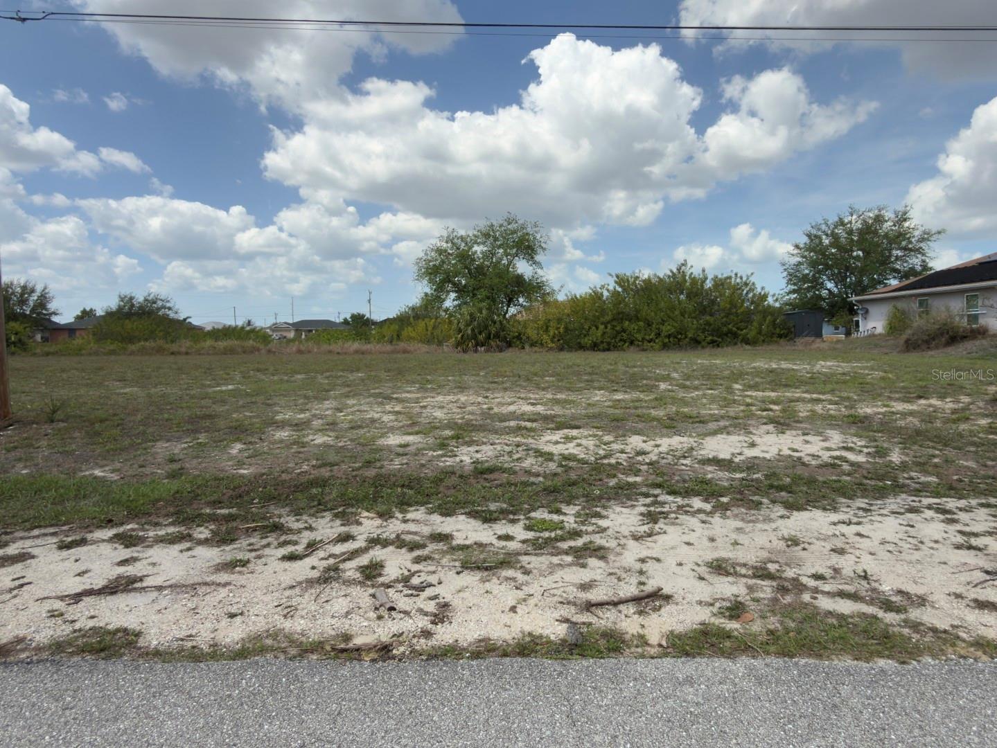 2206 NE 1ST PL, CAPE CORAL, FL, 33909
