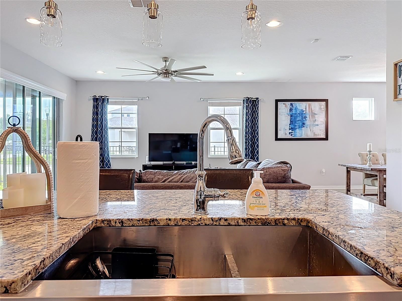 8150 GRAY KINGBIRD DR, WINTER GARDEN, FL, 34787