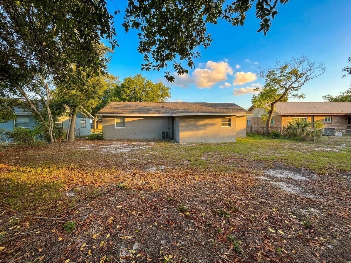 606 HOLT CIR, WINTER HAVEN, FL, 33880