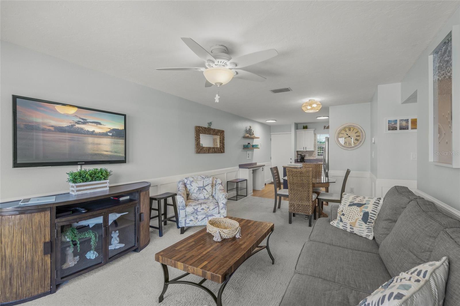 915 BEACH RD #215, SIESTA KEY, FL, 34242