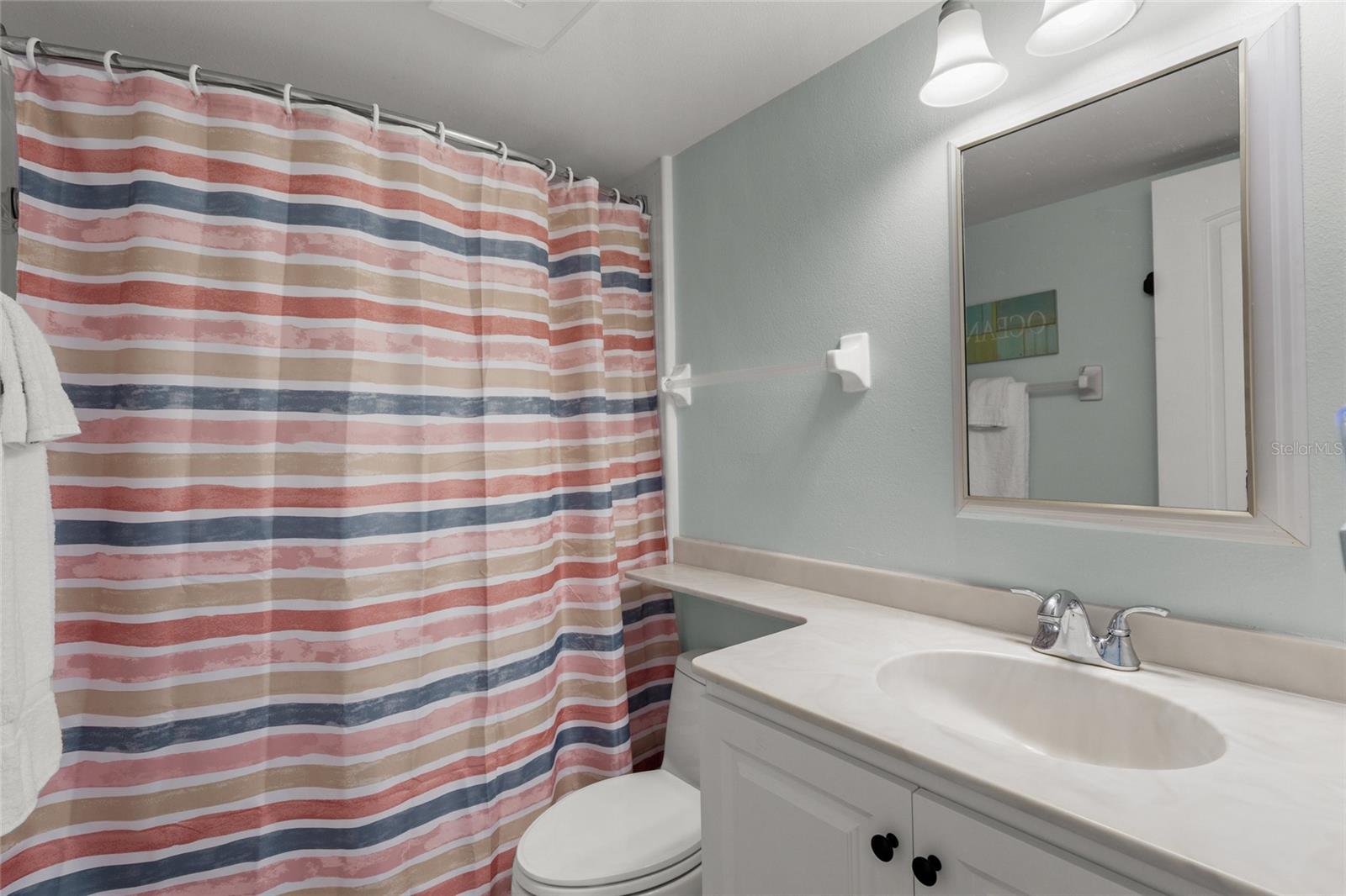 915 BEACH RD #215, SIESTA KEY, FL, 34242