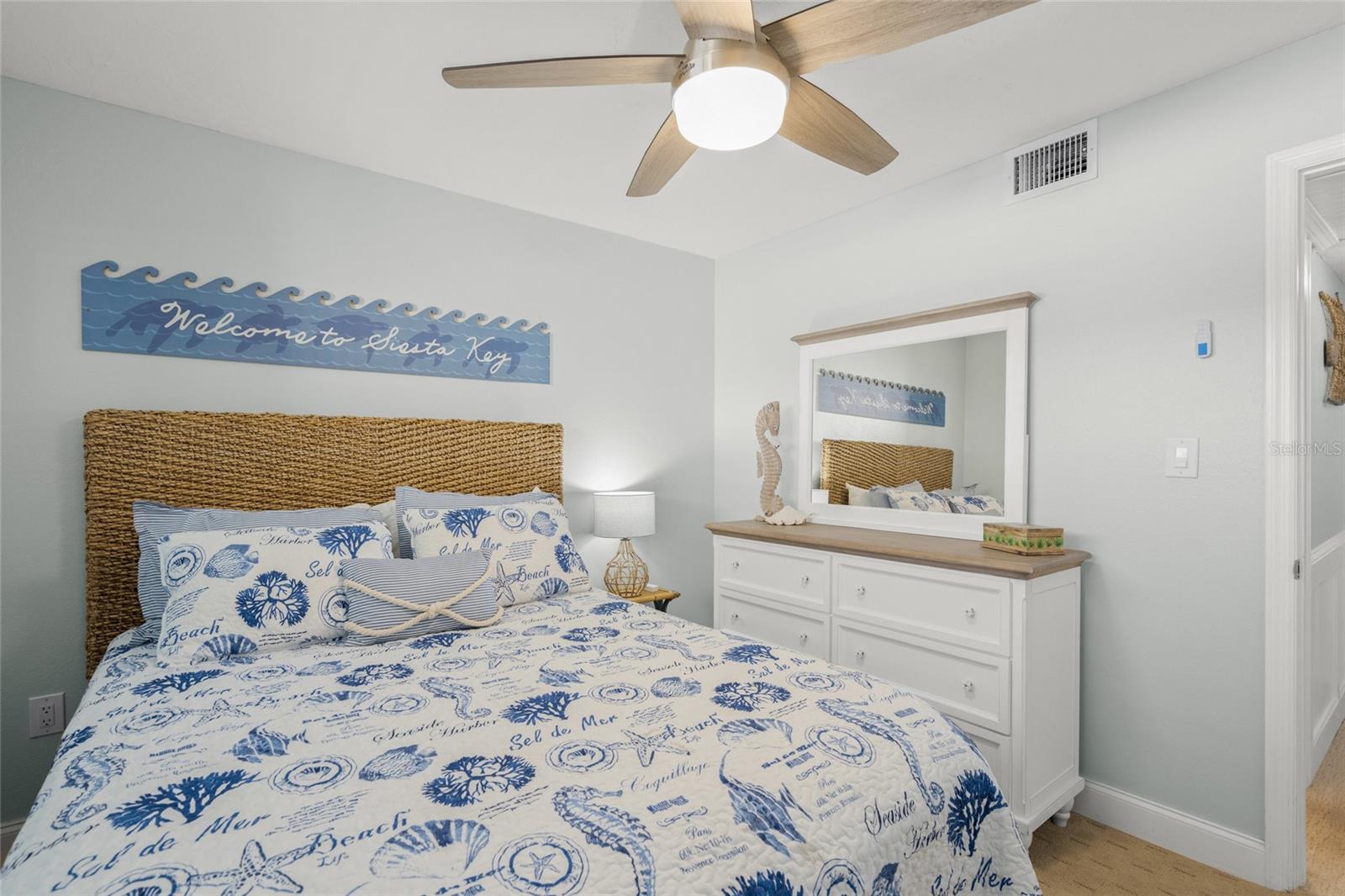 915 BEACH RD #215, SIESTA KEY, FL, 34242