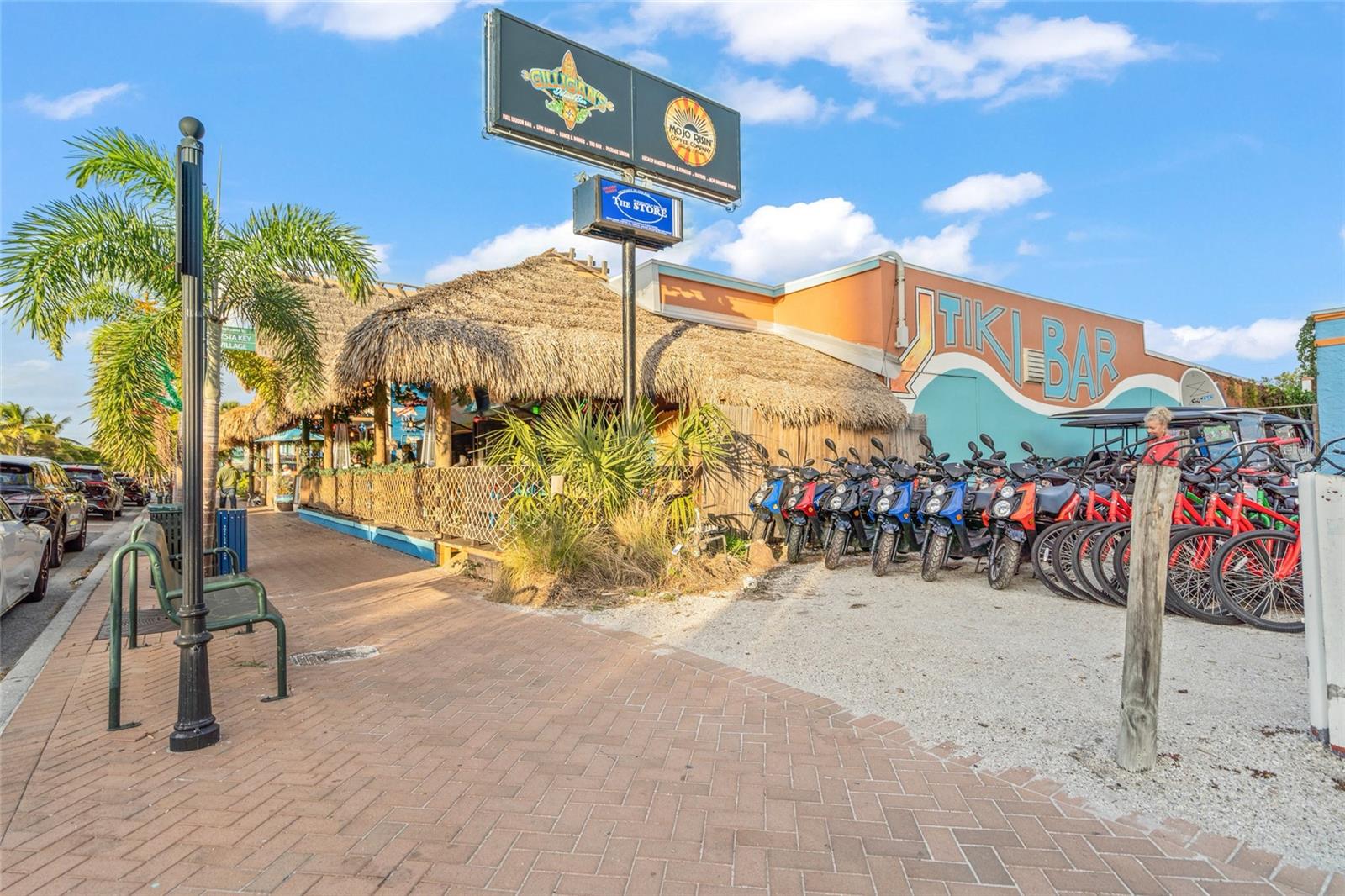 915 BEACH RD #215, SIESTA KEY, FL, 34242