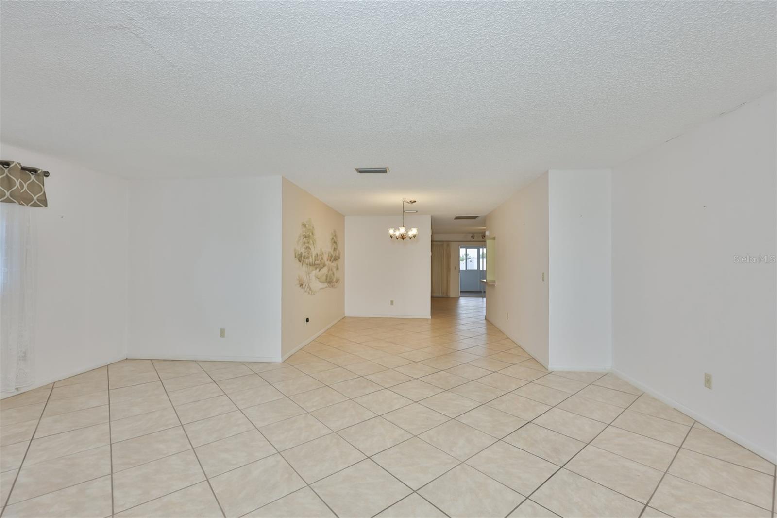 603 LA JOLLA AVE, SUN CITY CENTER, FL, 33573