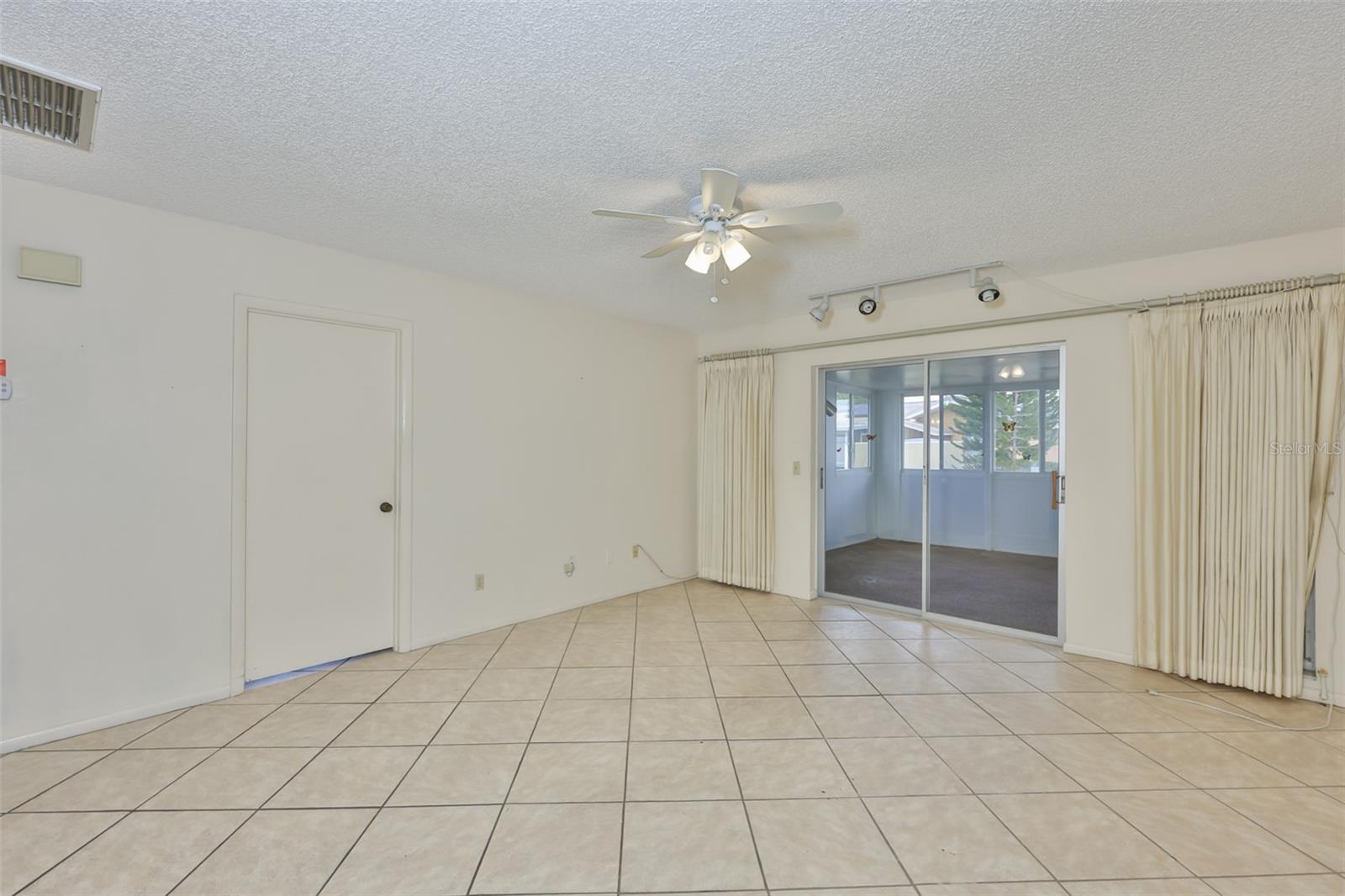 603 LA JOLLA AVE, SUN CITY CENTER, FL, 33573