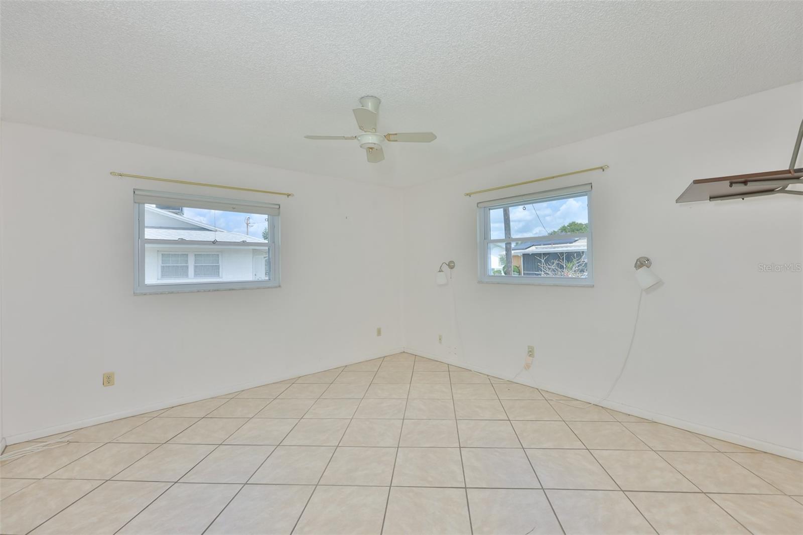603 LA JOLLA AVE, SUN CITY CENTER, FL, 33573