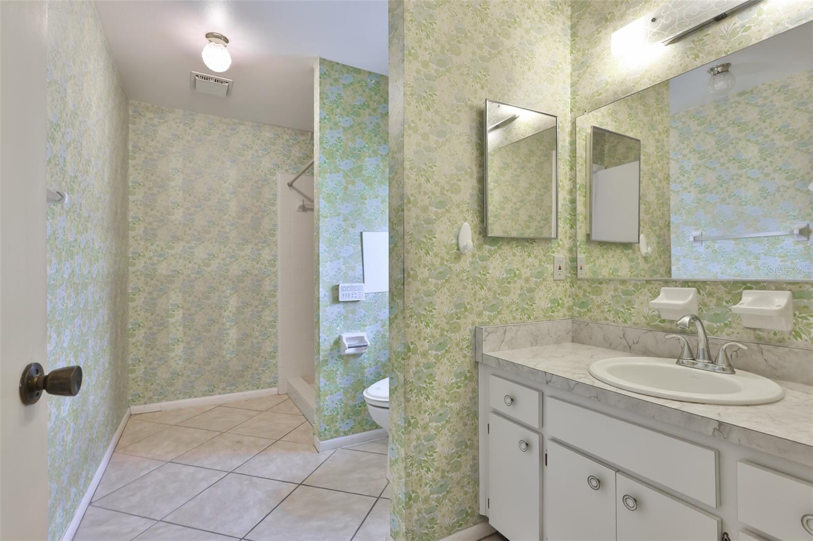 603 LA JOLLA AVE, SUN CITY CENTER, FL, 33573