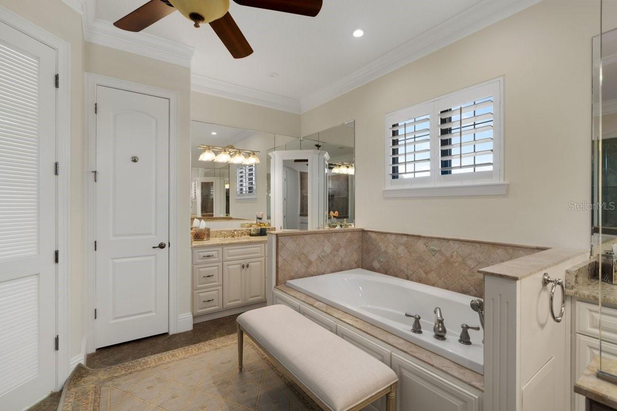 46 OCEAN OAKS LN, PALM COAST, FL, 32137
