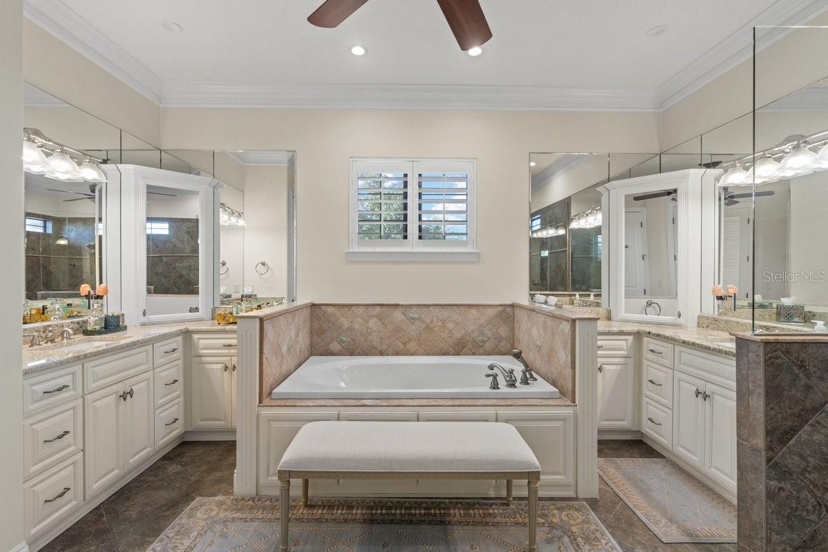 46 OCEAN OAKS LN, PALM COAST, FL, 32137