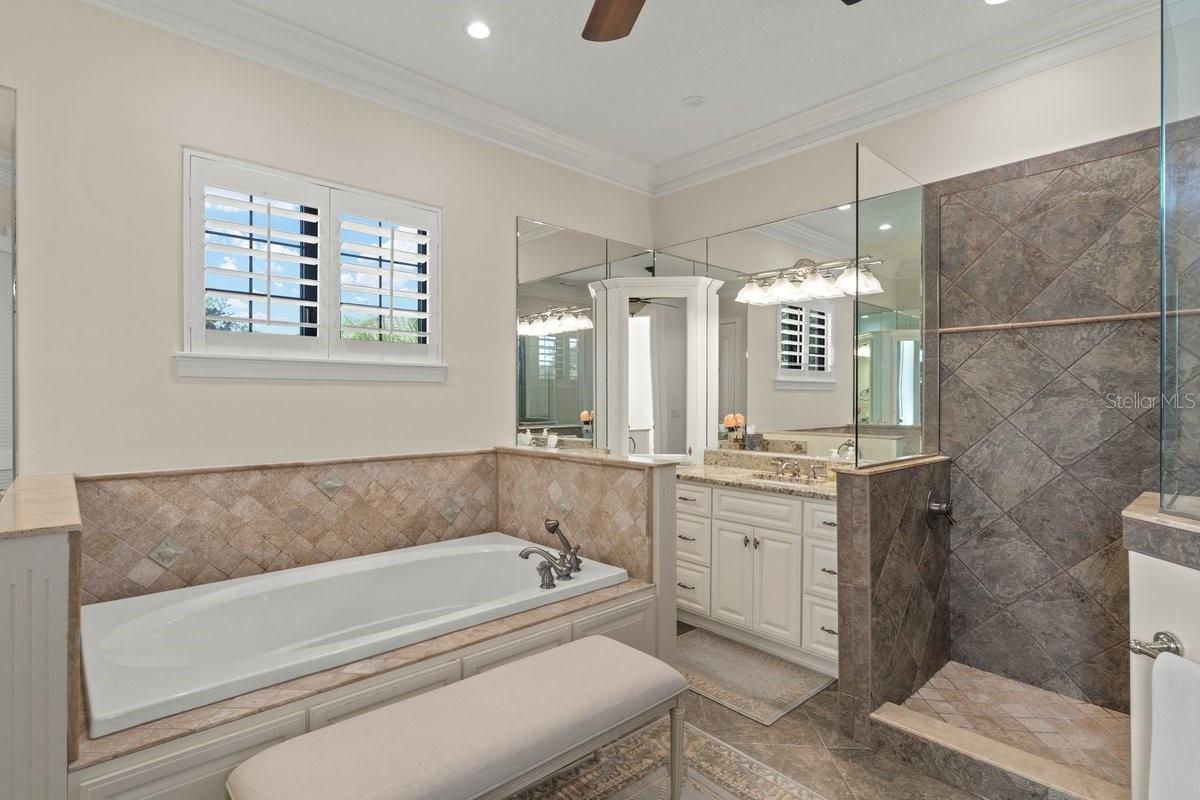 46 OCEAN OAKS LN, PALM COAST, FL, 32137