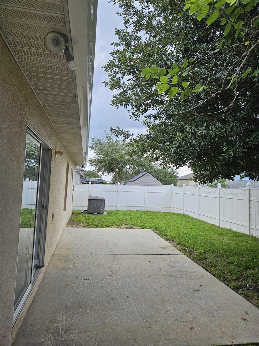 605 BLAKE AVE, DAVENPORT, FL, 33897