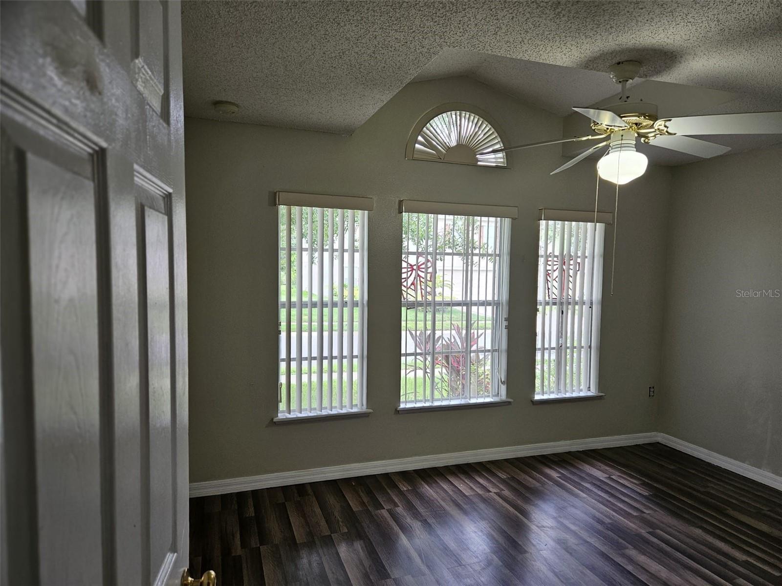 605 BLAKE AVE, DAVENPORT, FL, 33897