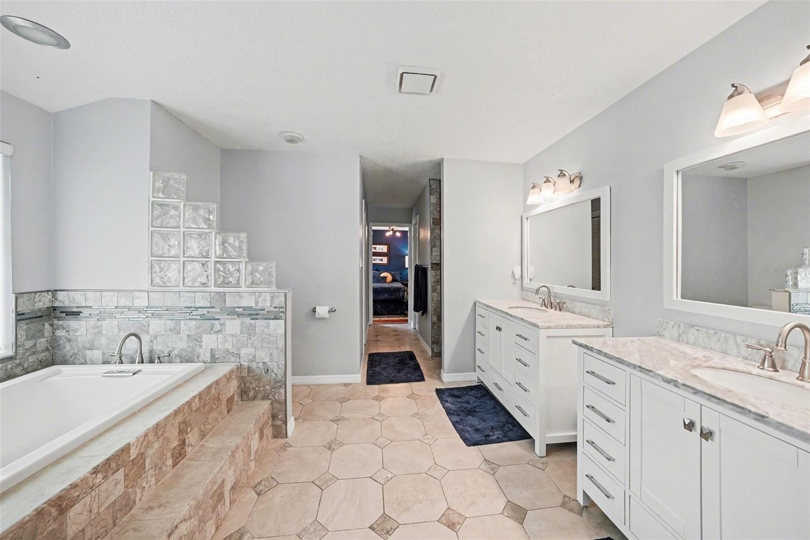 1009 MORFIELD LN, BRANDON, FL, 33511