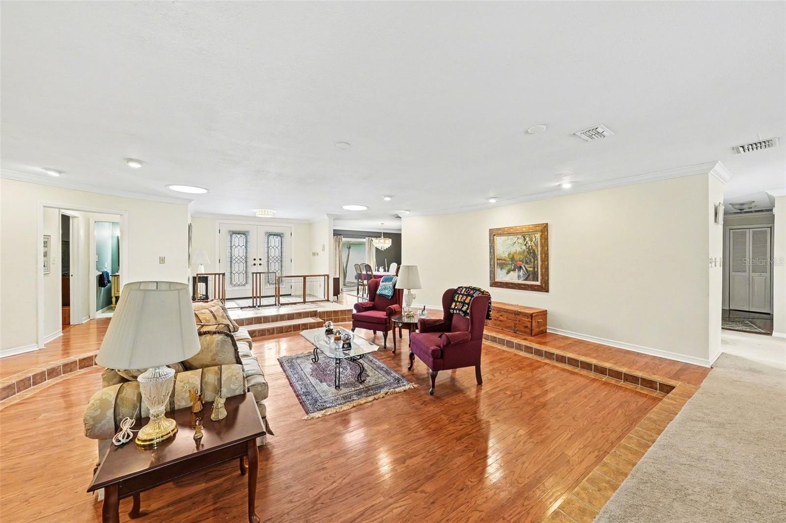 1009 MORFIELD LN, BRANDON, FL, 33511