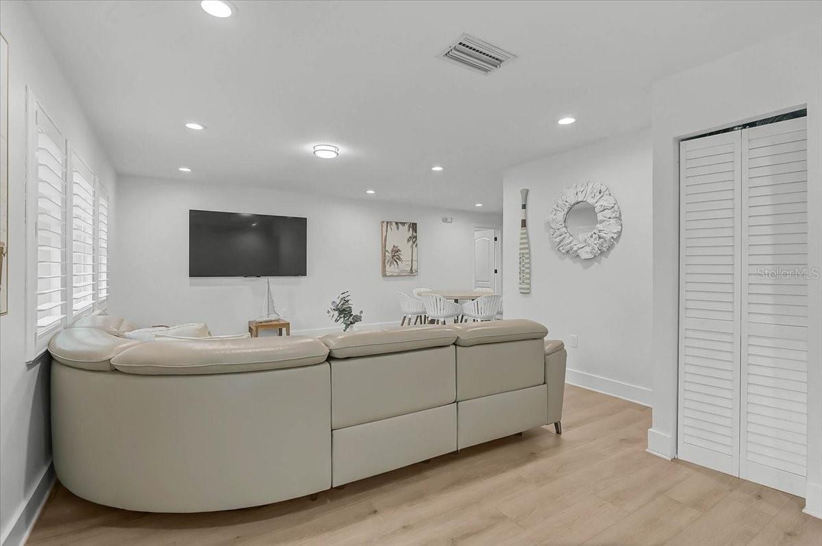 3515 LA PALOMA AVE, SARASOTA, FL, 34242