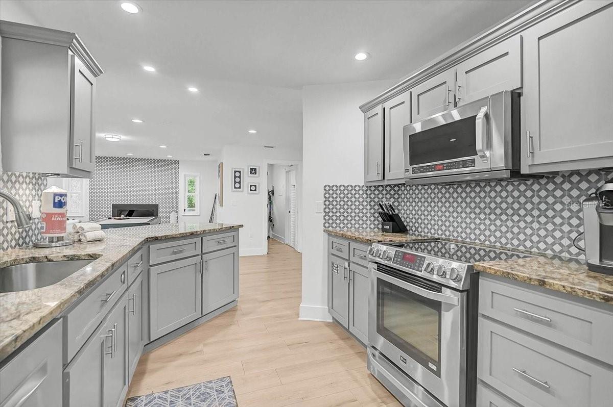 3515 LA PALOMA AVE, SARASOTA, FL, 34242