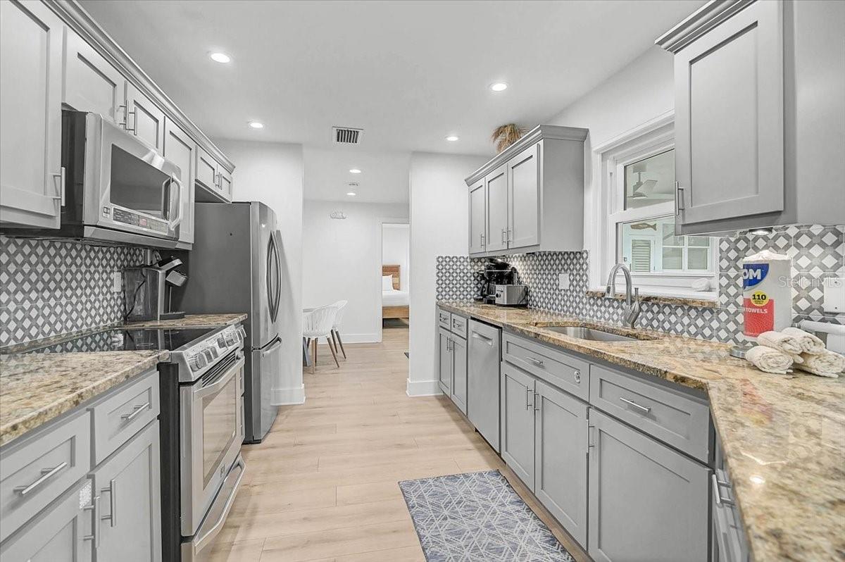 3515 LA PALOMA AVE, SARASOTA, FL, 34242