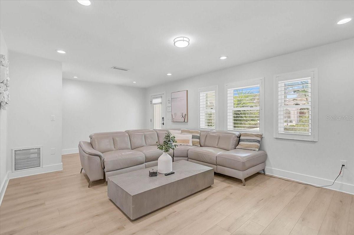 3515 LA PALOMA AVE, SARASOTA, FL, 34242