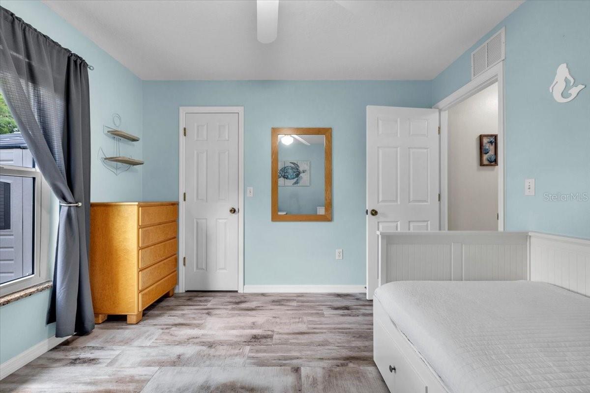 3022 45TH WAY E, BRADENTON, FL, 34203