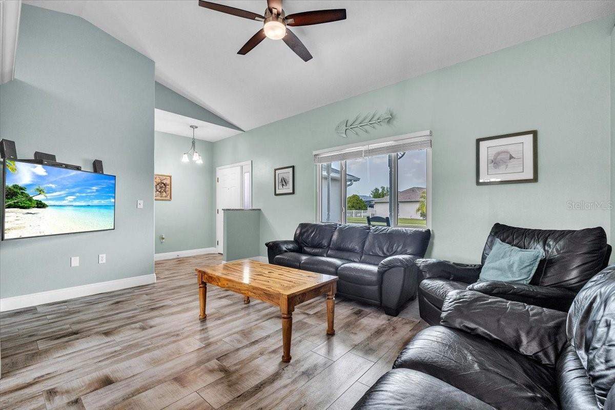 3022 45TH WAY E, BRADENTON, FL, 34203