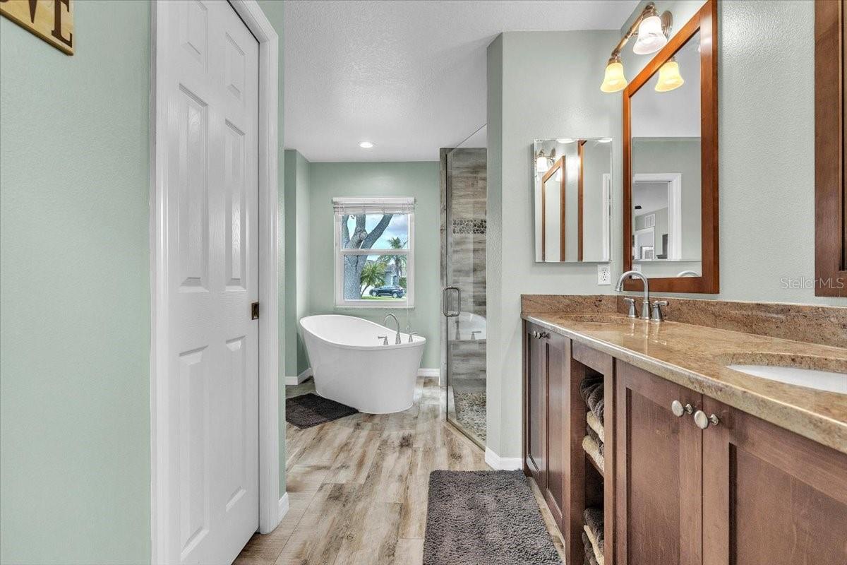 3022 45TH WAY E, BRADENTON, FL, 34203