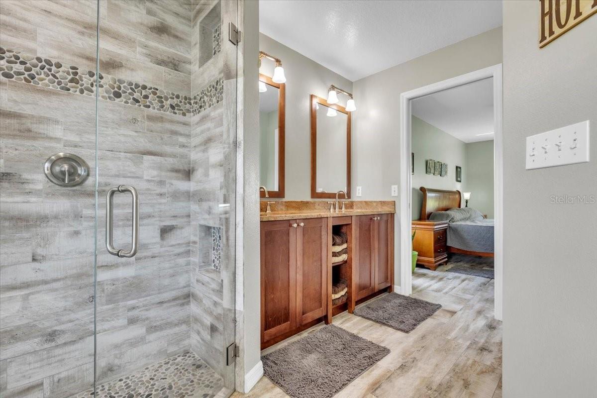 3022 45TH WAY E, BRADENTON, FL, 34203