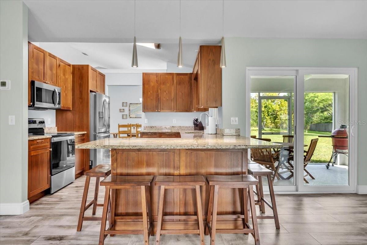 3022 45TH WAY E, BRADENTON, FL, 34203