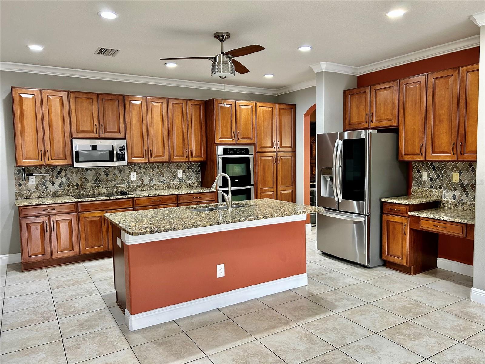 2907 WINGLEWOOD CIR, LUTZ, FL, 33558