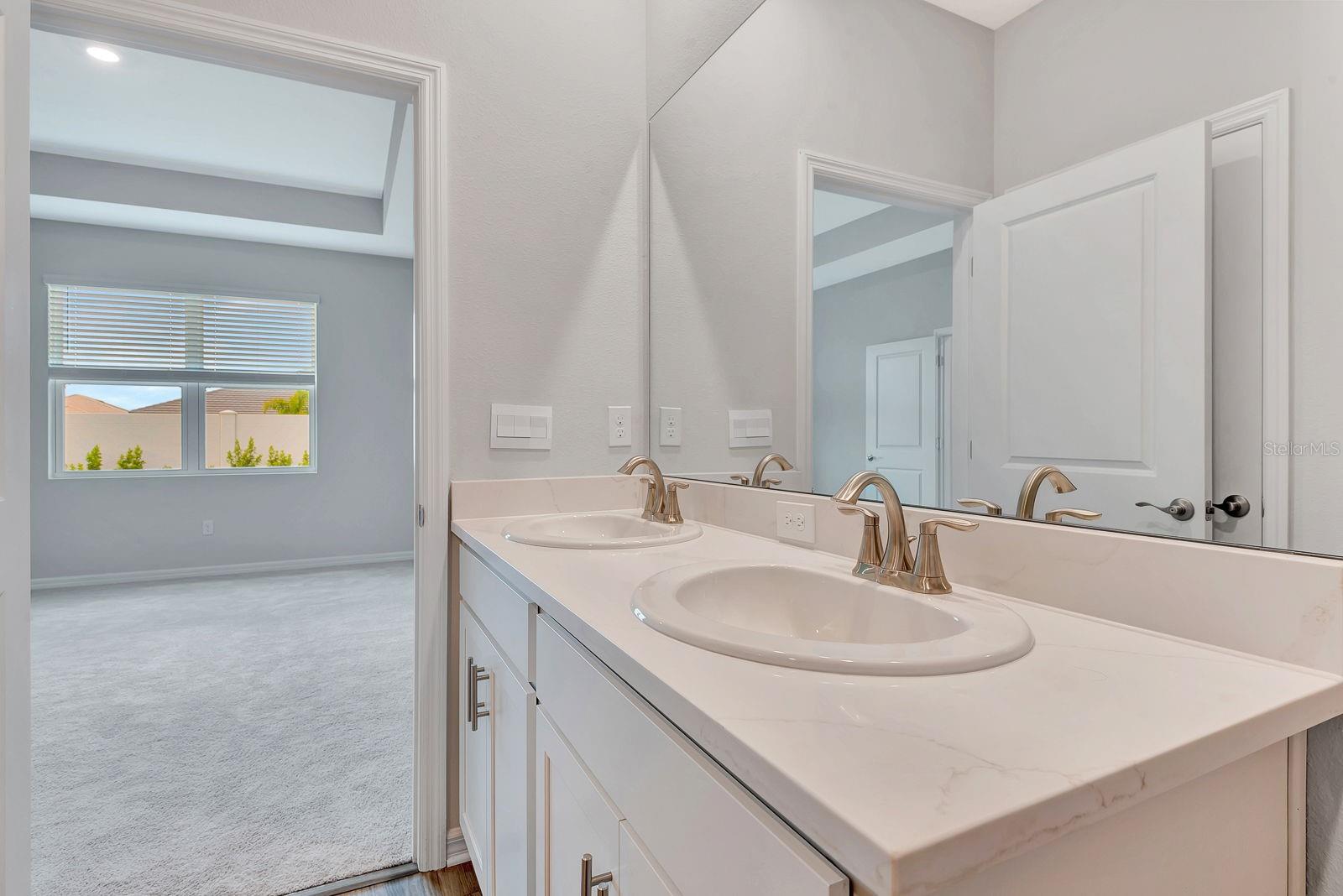 18014 CROPSIDE TRL, BRADENTON, FL, 34211