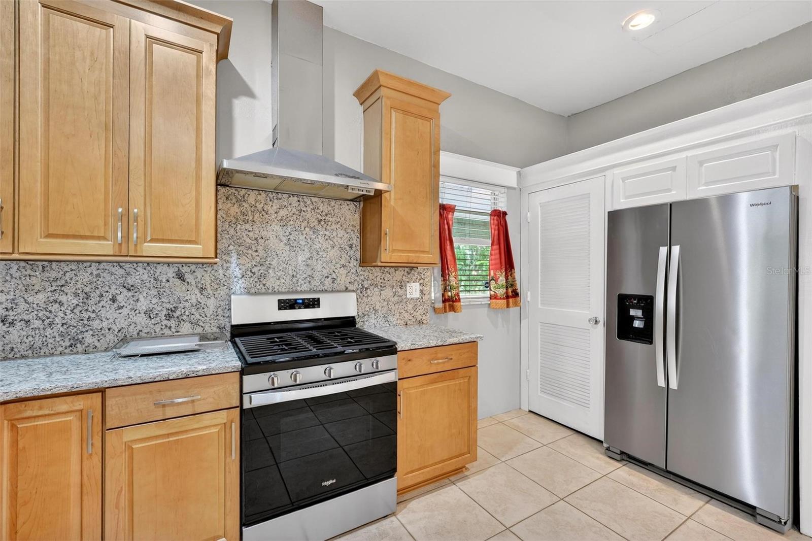 211 CASSADY ST, UMATILLA, FL, 32784