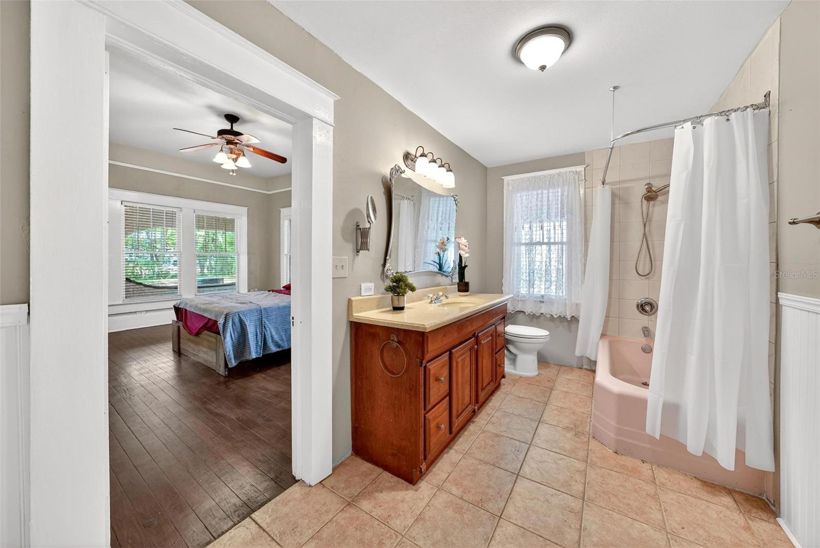 211 CASSADY ST, UMATILLA, FL, 32784