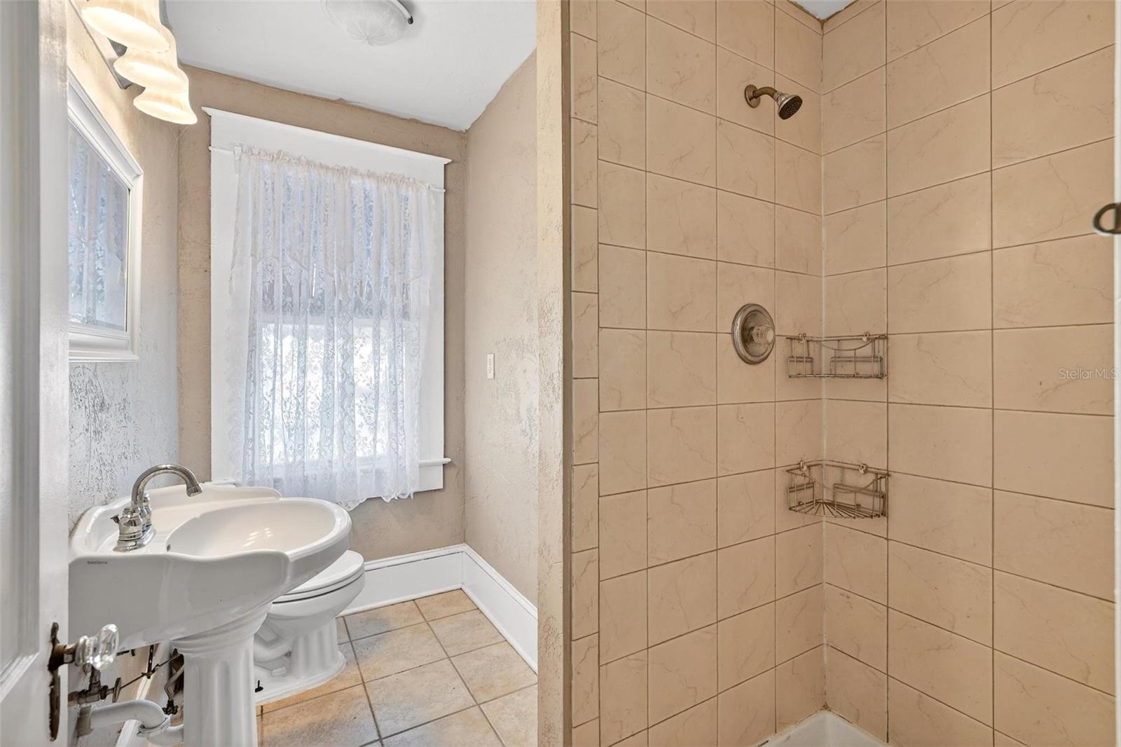 211 CASSADY ST, UMATILLA, FL, 32784