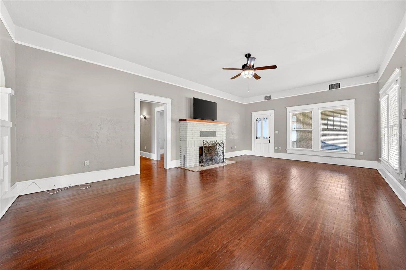 211 CASSADY ST, UMATILLA, FL, 32784