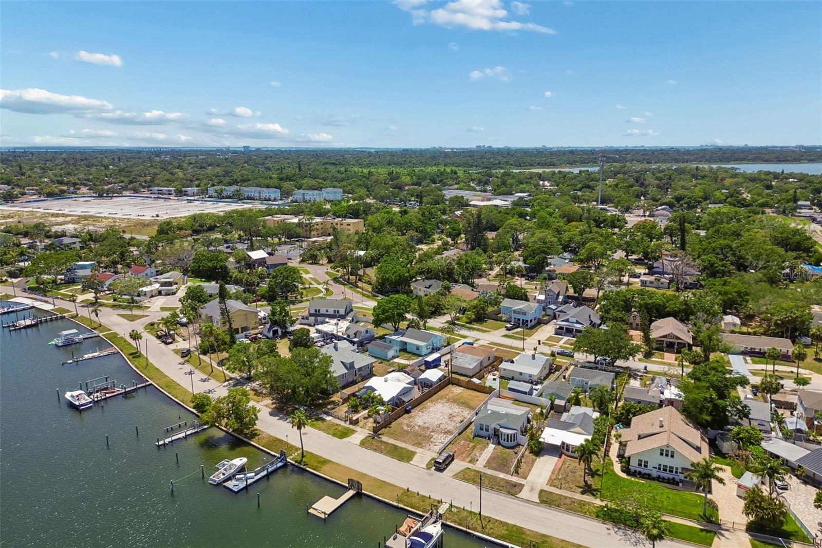 4005 SUNRISE DR S, ST PETERSBURG, FL, 33705