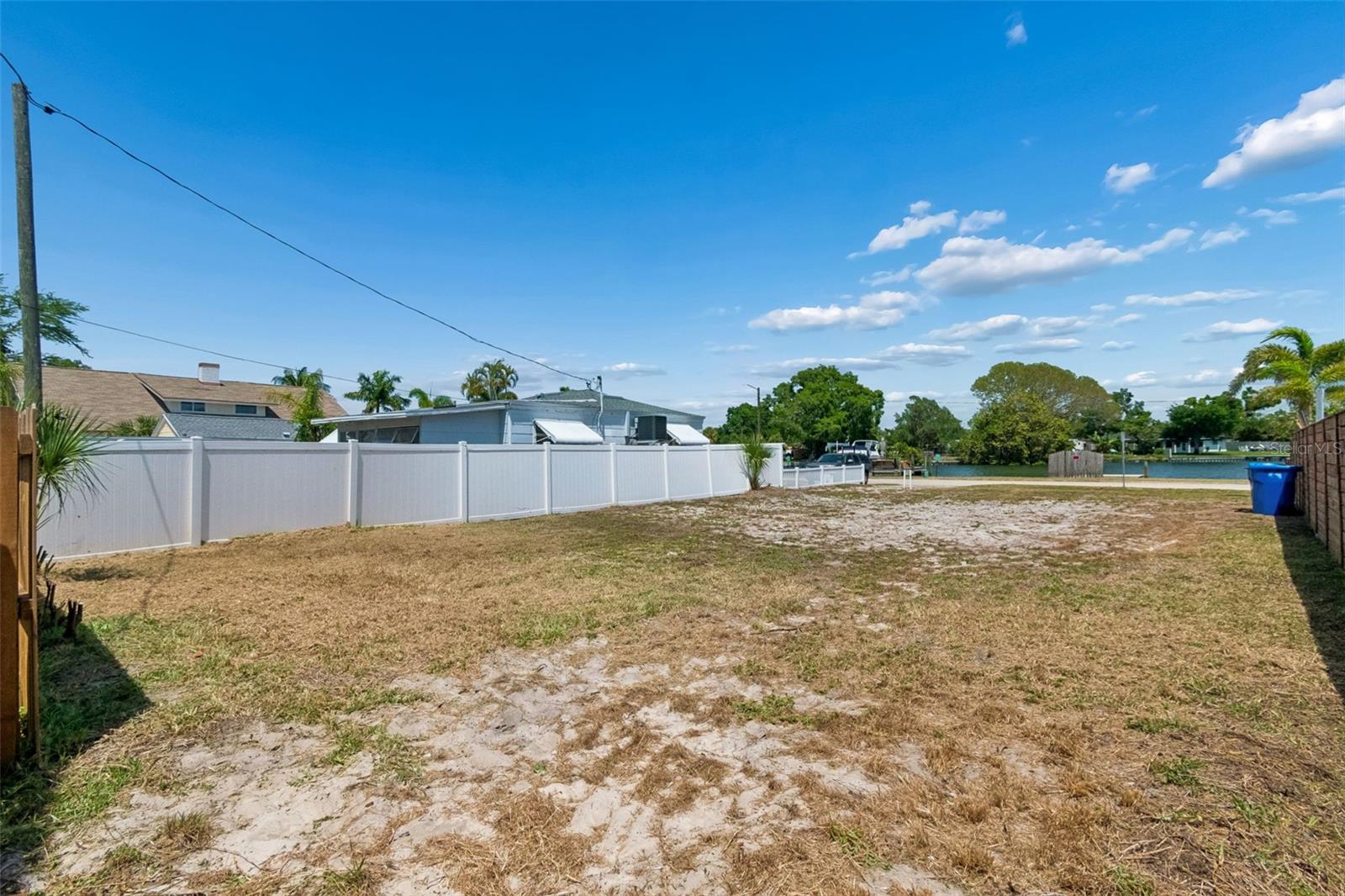4005 SUNRISE DR S, ST PETERSBURG, FL, 33705