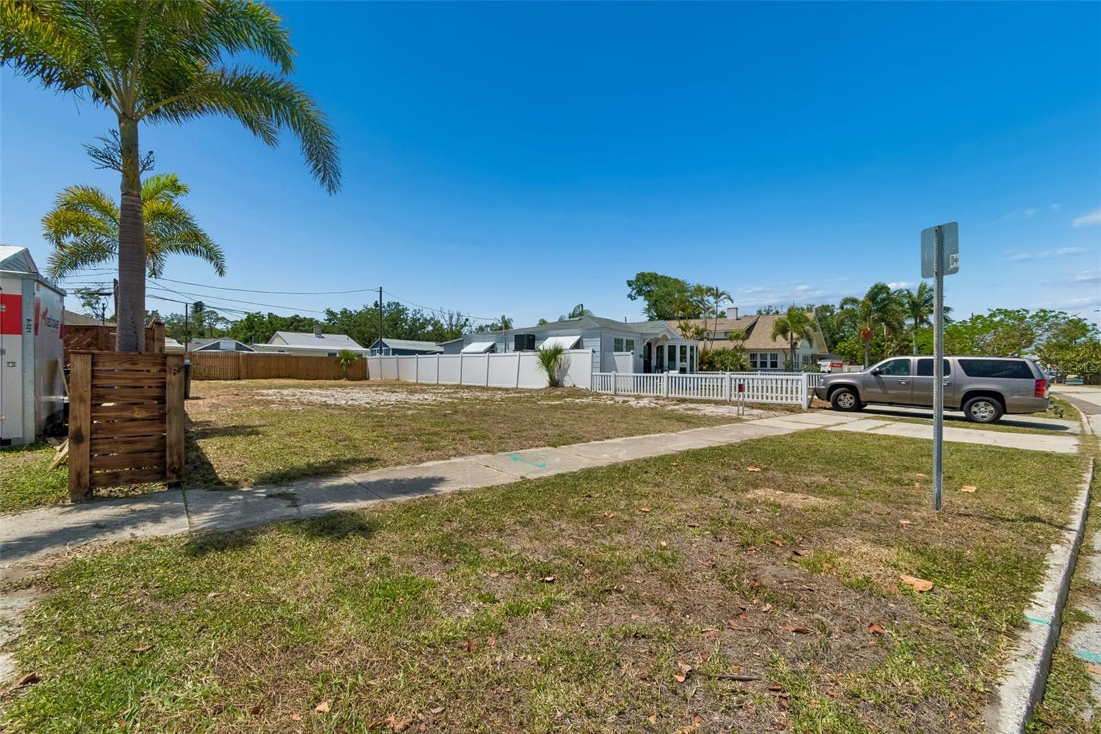 4005 SUNRISE DR S, ST PETERSBURG, FL, 33705