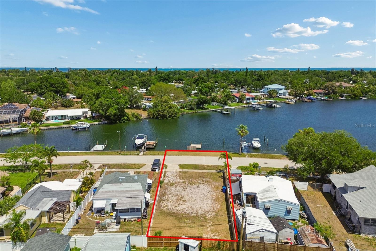 4005 SUNRISE DR S, ST PETERSBURG, FL, 33705