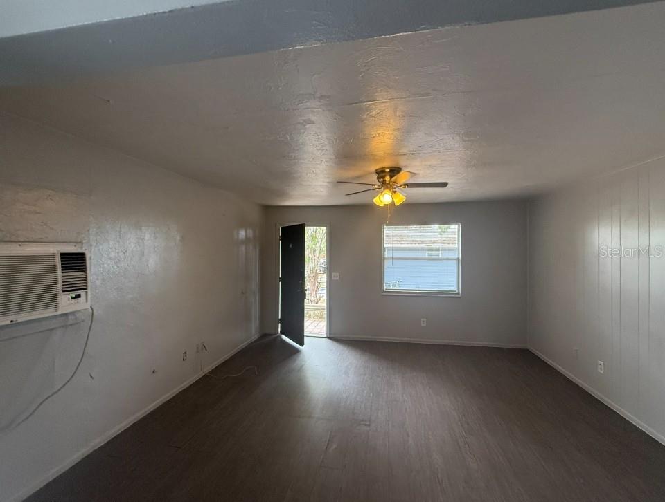 129 N POMPANO AVE, SARASOTA, FL, 34237