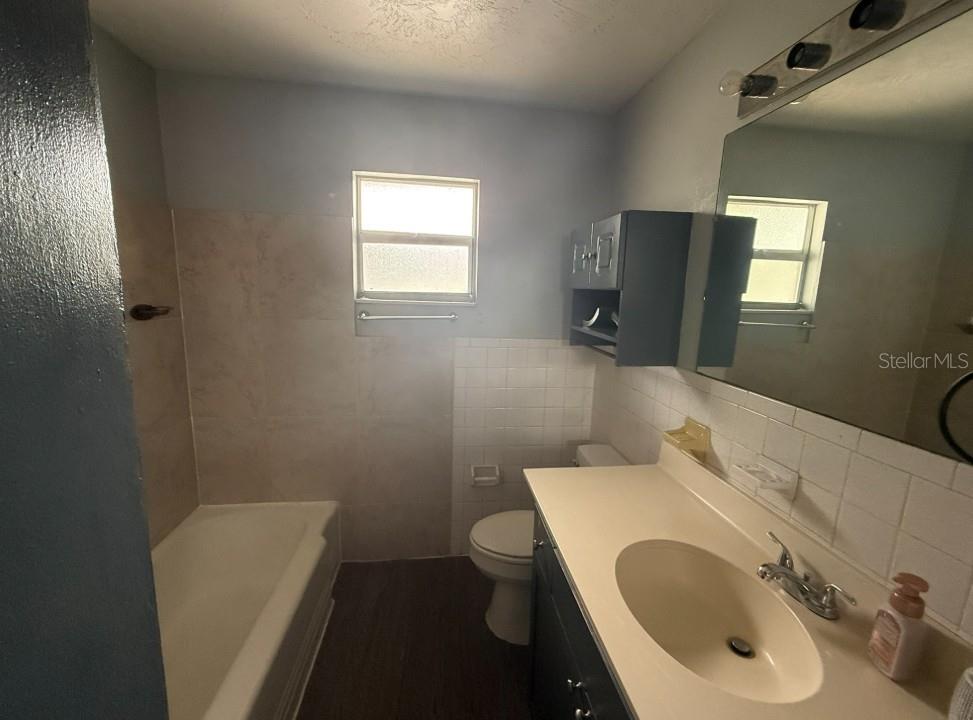 129 N POMPANO AVE, SARASOTA, FL, 34237