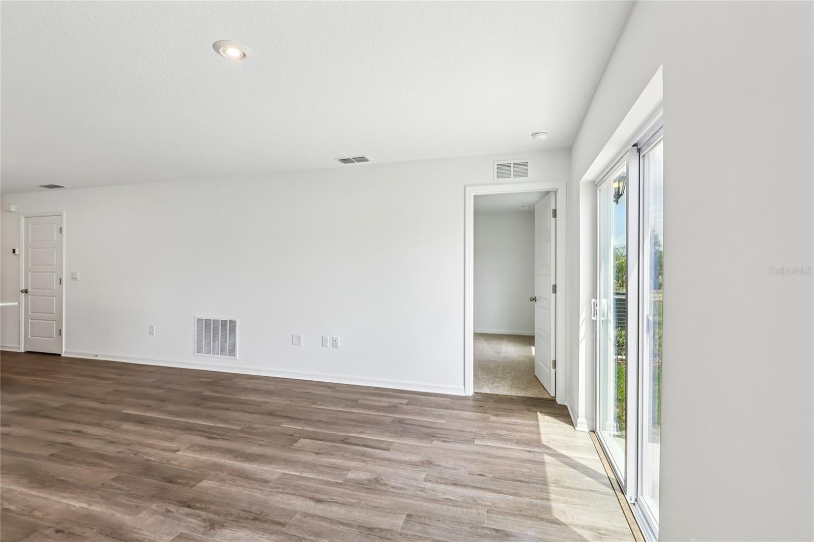 1111 AMBER WAVES CT, LAKE WALES, FL, 33859