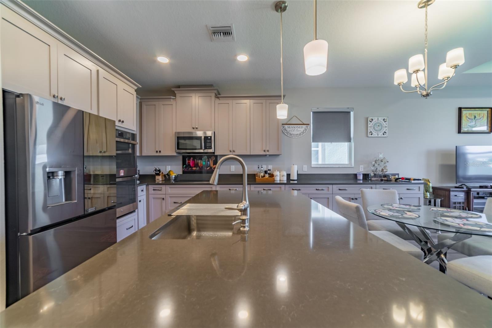 5820 TIMBERDALE AVE, WESLEY CHAPEL, FL, 33545