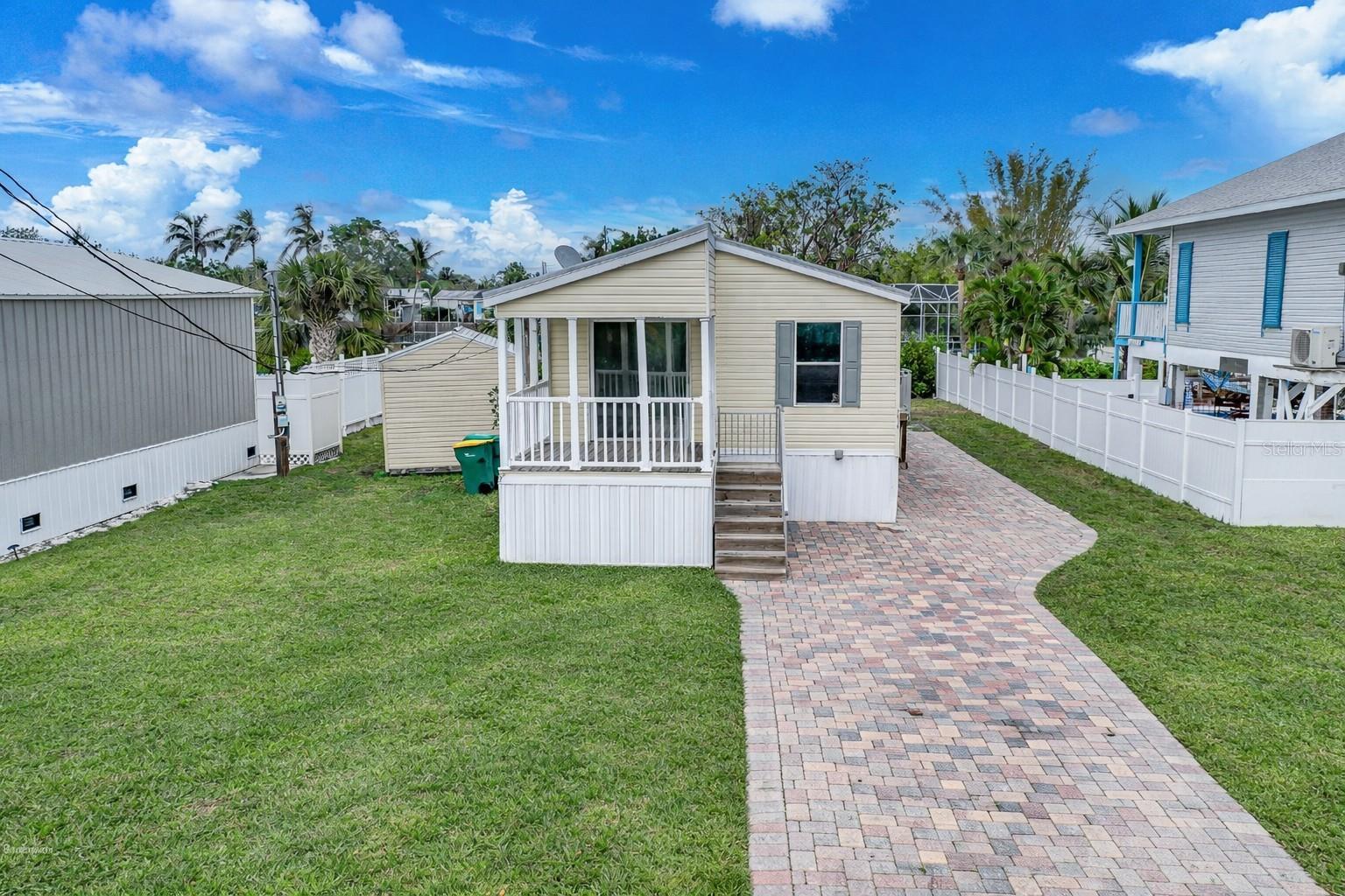 3018 BAYBERRY AVE, PUNTA GORDA, FL, 33950