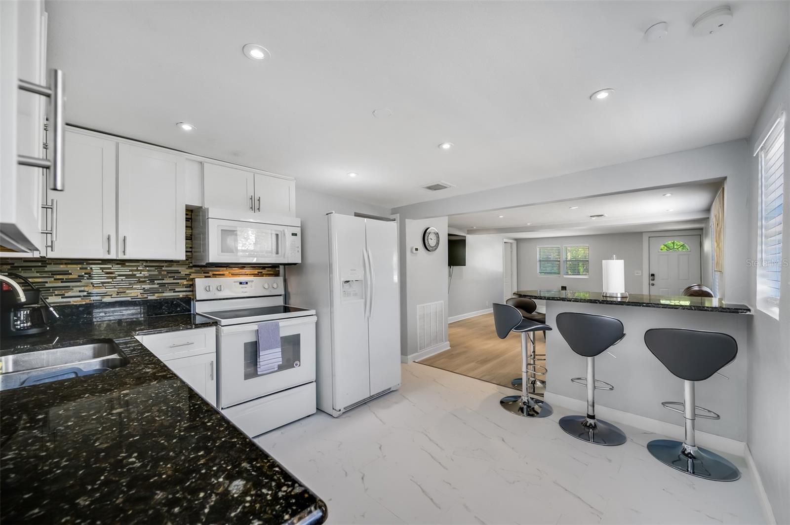 1601 PALM WAY, LARGO, FL, 33771