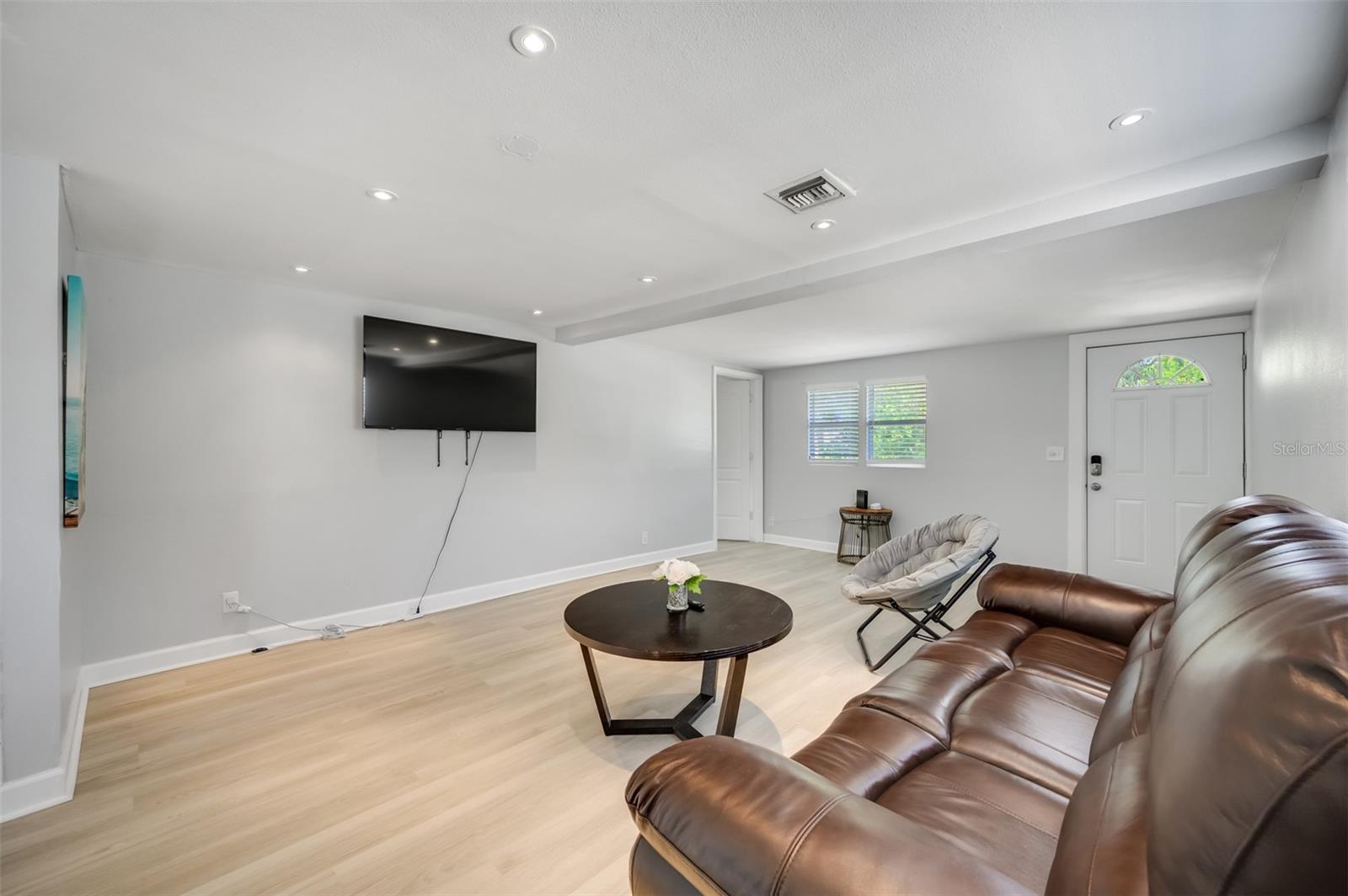 1601 PALM WAY, LARGO, FL, 33771