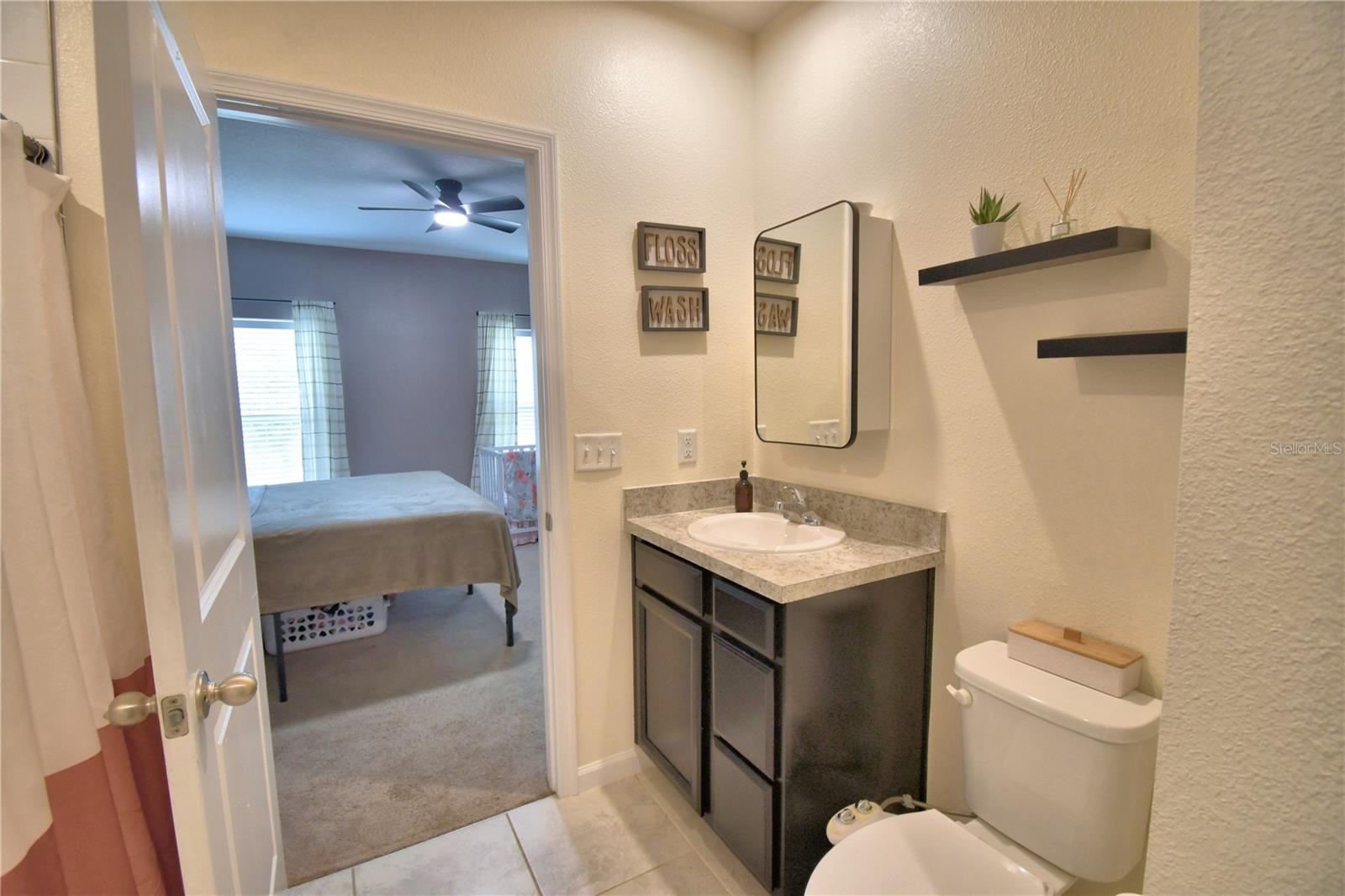 542 EAGLE LANDING BOULEVARD, WINTER HAVEN, FL, 33880