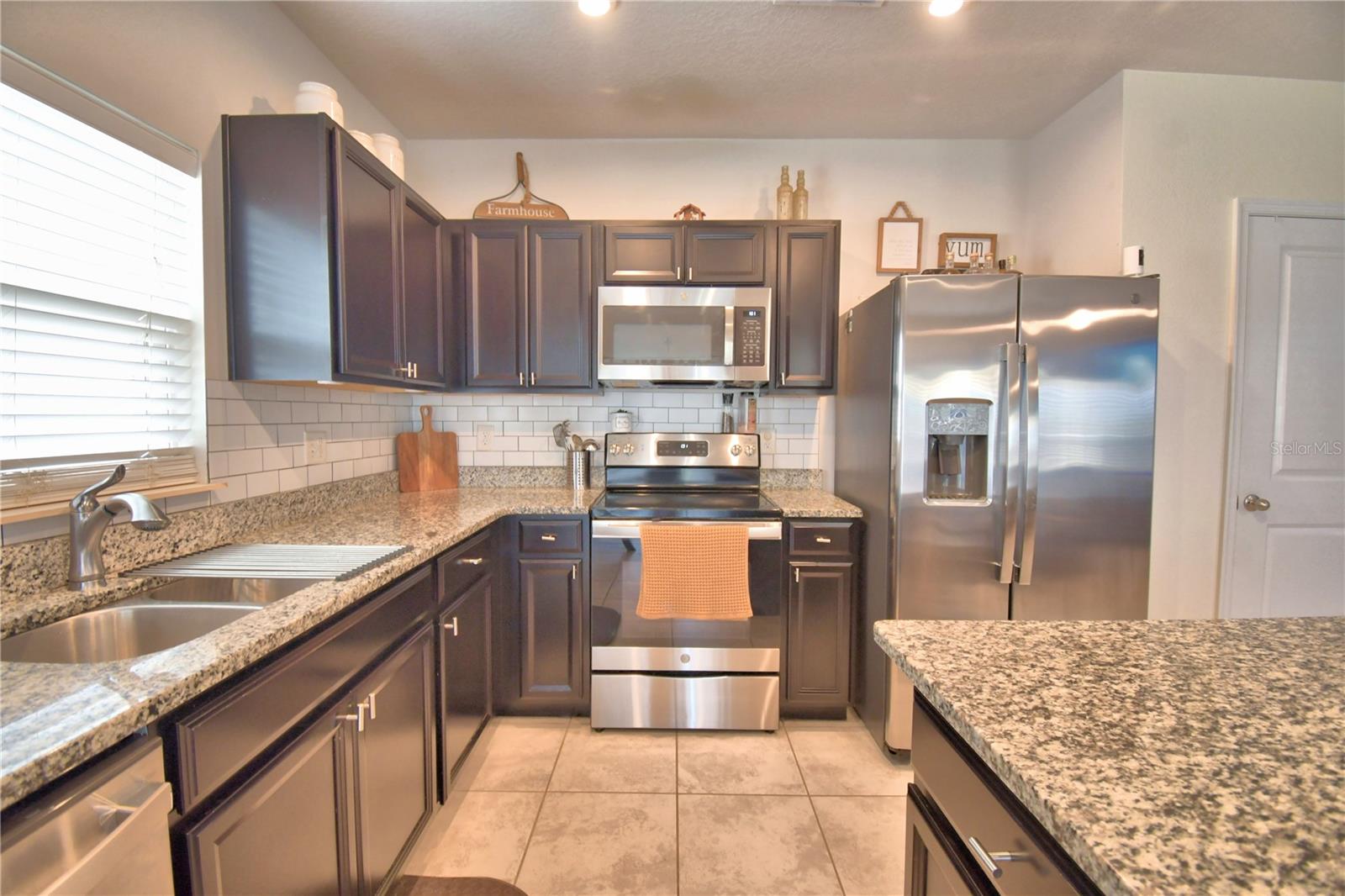 542 EAGLE LANDING BOULEVARD, WINTER HAVEN, FL, 33880