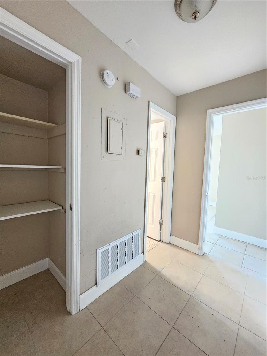 7602 POWHATAN AVE W #3, TAMPA, FL, 33615