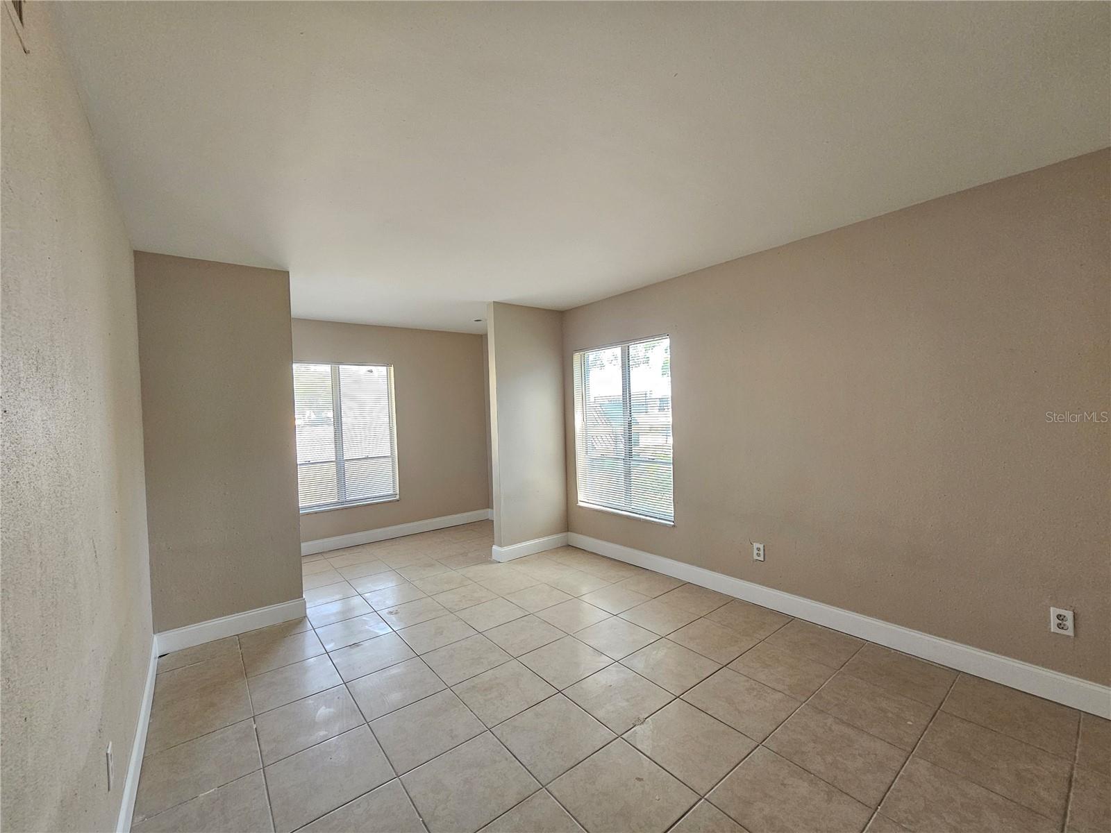 7602 POWHATAN AVE W #3, TAMPA, FL, 33615