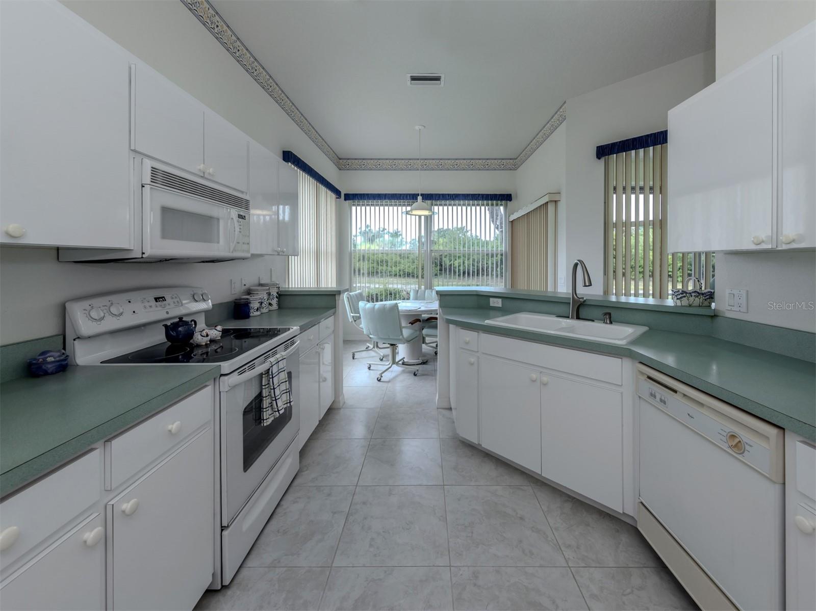 737 POND LILY WAY, VENICE, FL, 34293