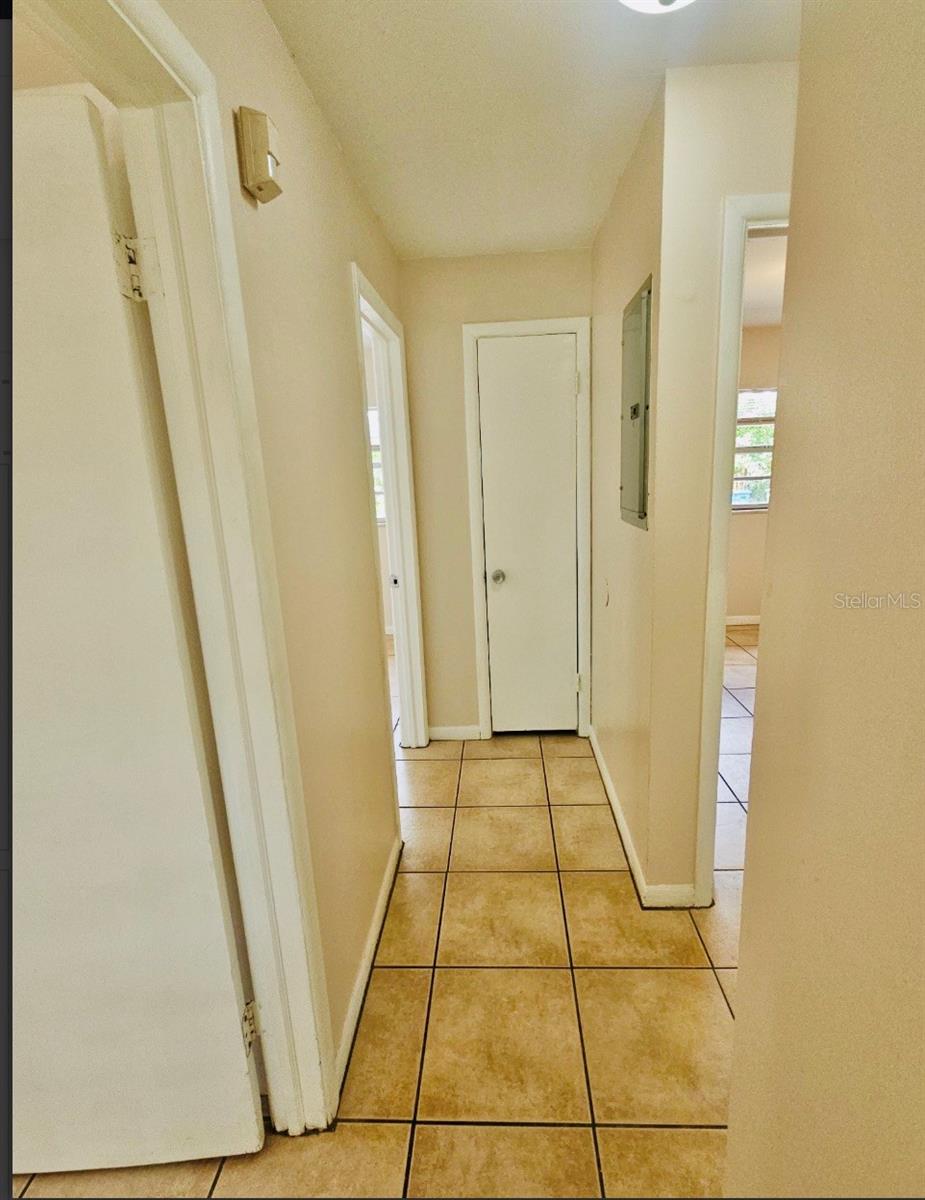 10011 N 23RD ST, TAMPA, FL, 33612